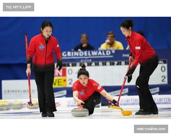泛大陆冰壶锦标赛中国女队战胜加拿大，以全胜战绩夺冠