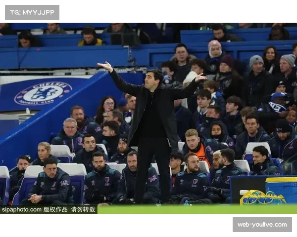 切尔西换帅风波后首胜，罗森尼尔临时执教激活进攻线